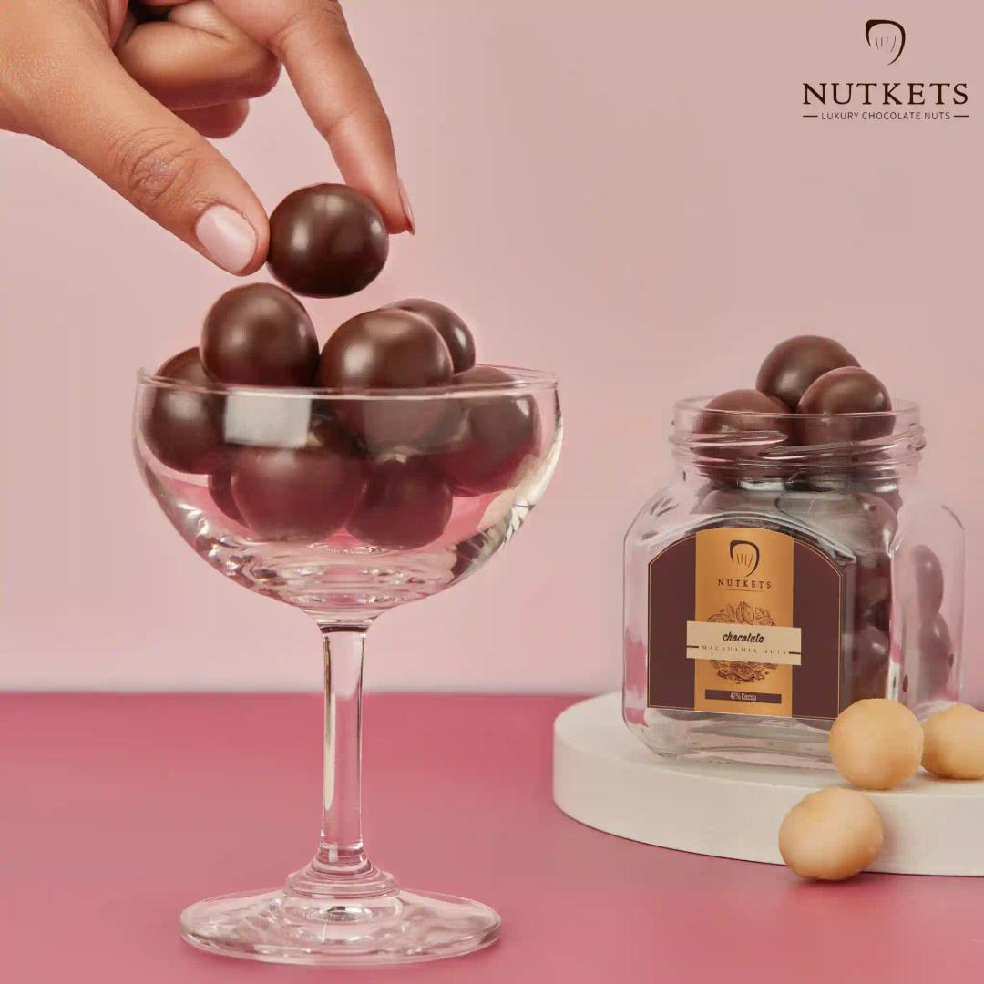 Gourmet Chocolate Macadamia Nuts